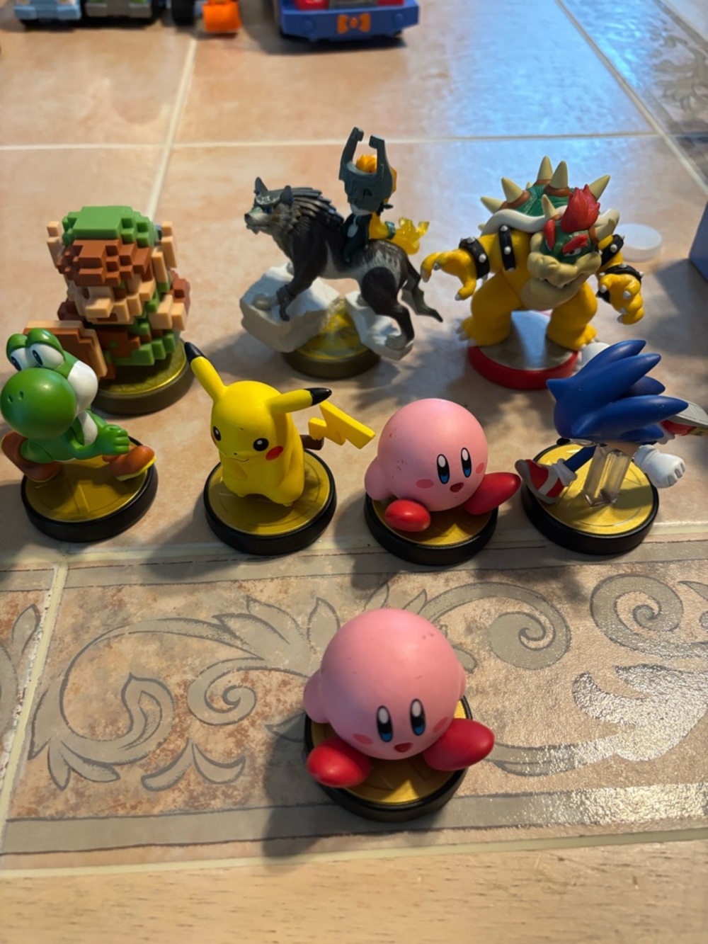Lot of Nintendo Amiibo Figures - Kirby, Pikachu, Yoshi, Bowser, Sonic & More